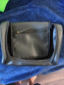 Black Travel Toiletry Bag with Zipper
