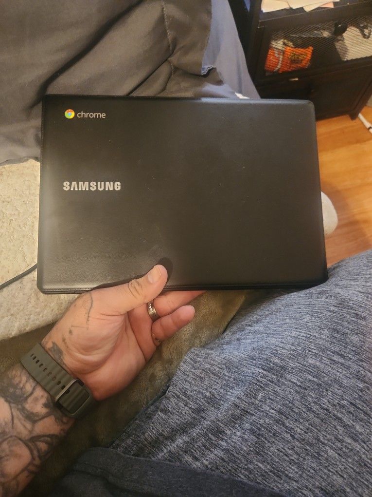 Samsung Chrome Labtop