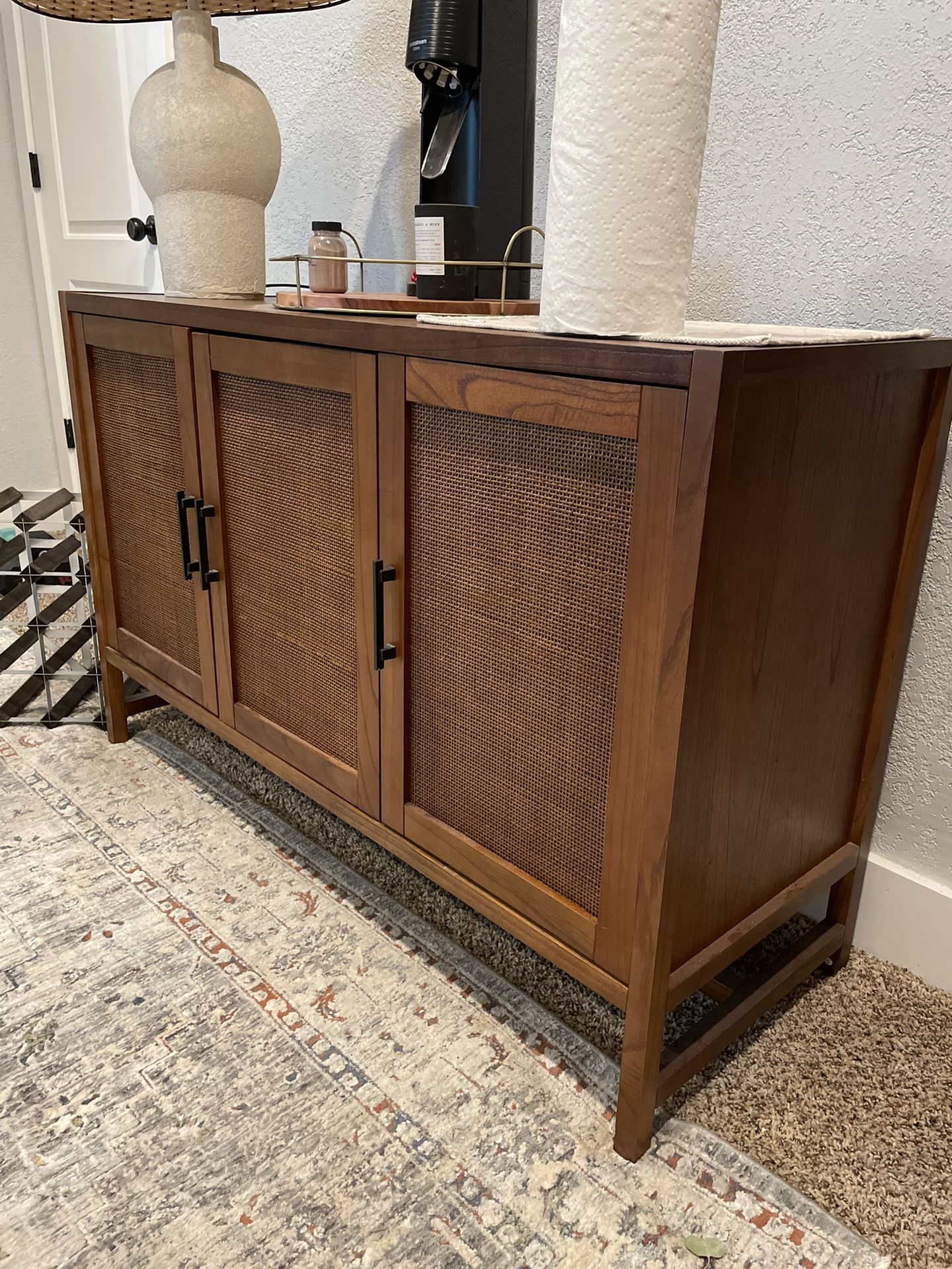 Brand like NEW Onn SMART TV ROKU and Wooden cabinet Unused