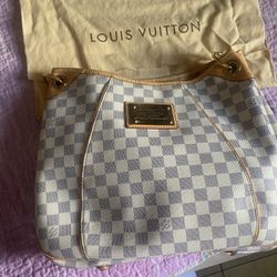 Authentic Louis Vuitton Galliera