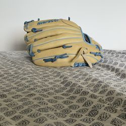 Marucci glove inches 12