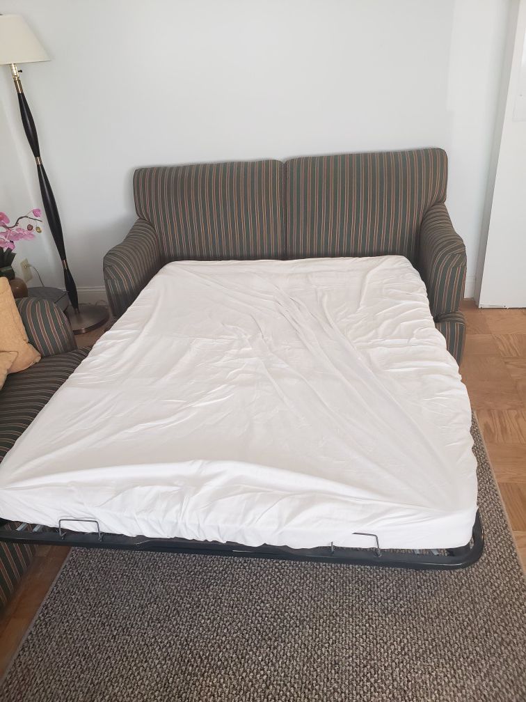 2 free Sofa Bed