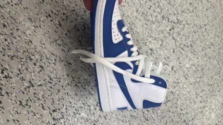 Brand new nikes size 5youth