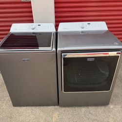 Maytag washer and dryer Xl electric set 