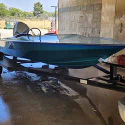 5 Passenger Boat 115HP  Evinrude 