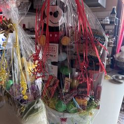 Mickey mouse easter basket