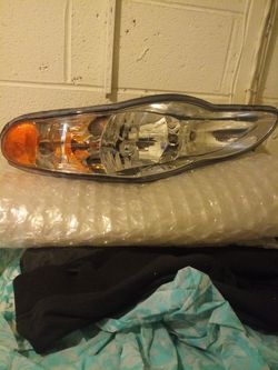 Monte carlo 00-05 right head light