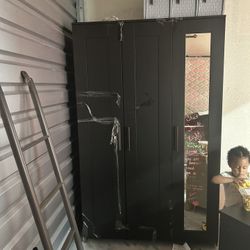 Everything Must Go- Make Me An Offer