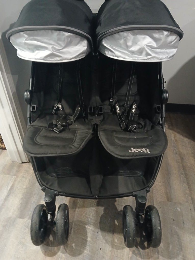 Jeep Destination Side x Side Double Ultralight Stroller