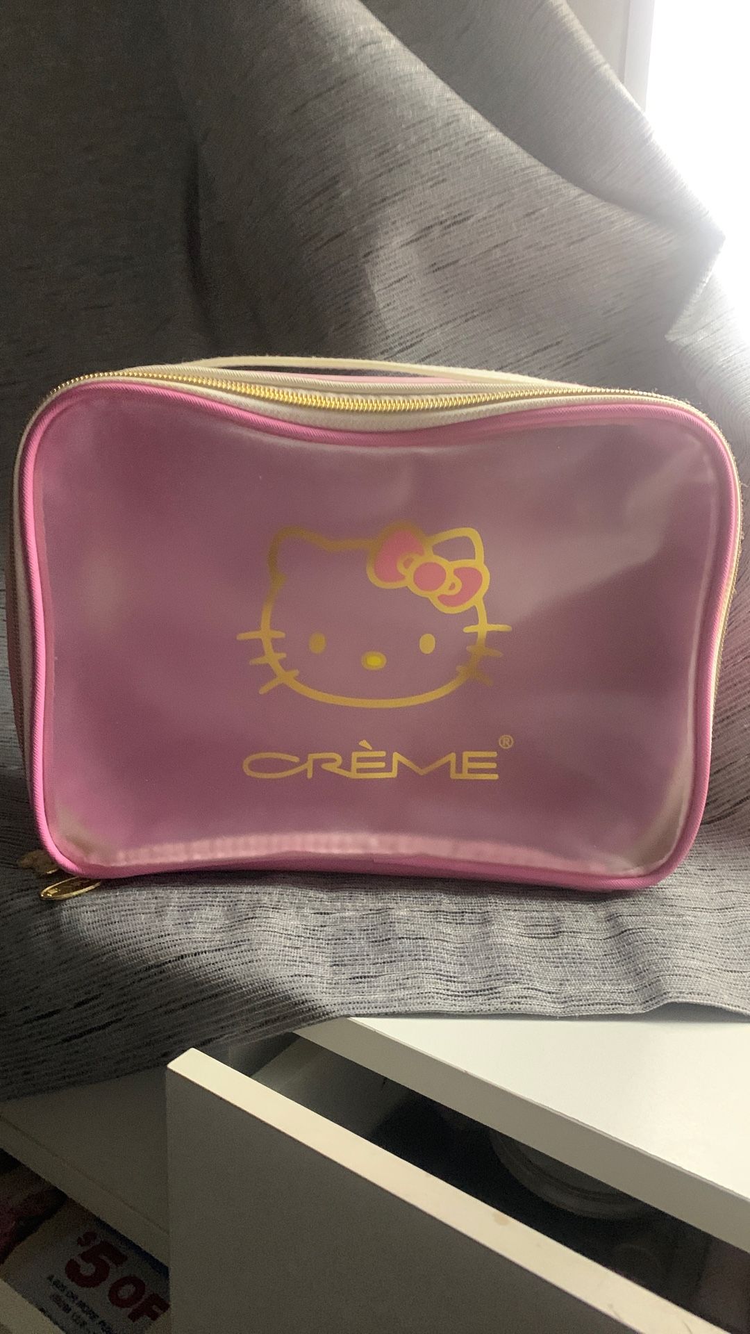 HELLO KITTY TRAVEL BAG $25