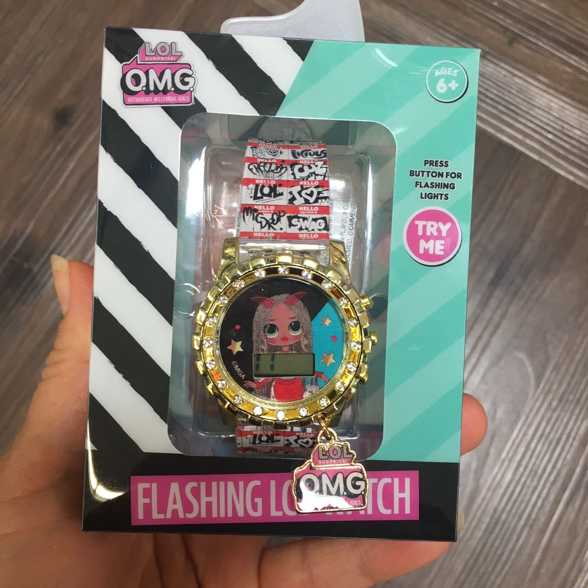 NWT L.O.L OMG flashing LCD watch
