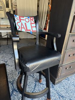 Black Chair
