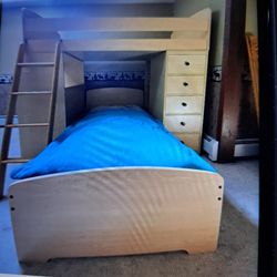 Deluxe High Quality Twin Bunk Beds Full Complete  Module  Unit Room Set