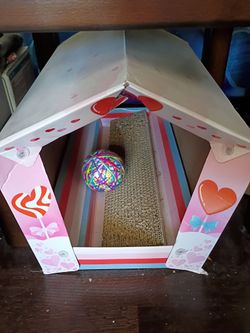 Cat scratch house