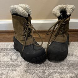Toddler Snow Boots: Size 12
