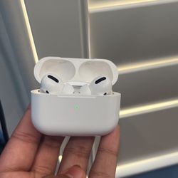 Airpods pro dupes 1/1 quality 