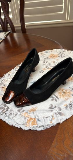 Women’s shoes