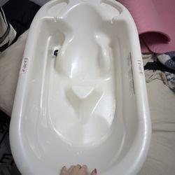 Baby Todler  Bathtub FREE
