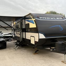 2021 Prowler Travel Trailer RV 25ft 