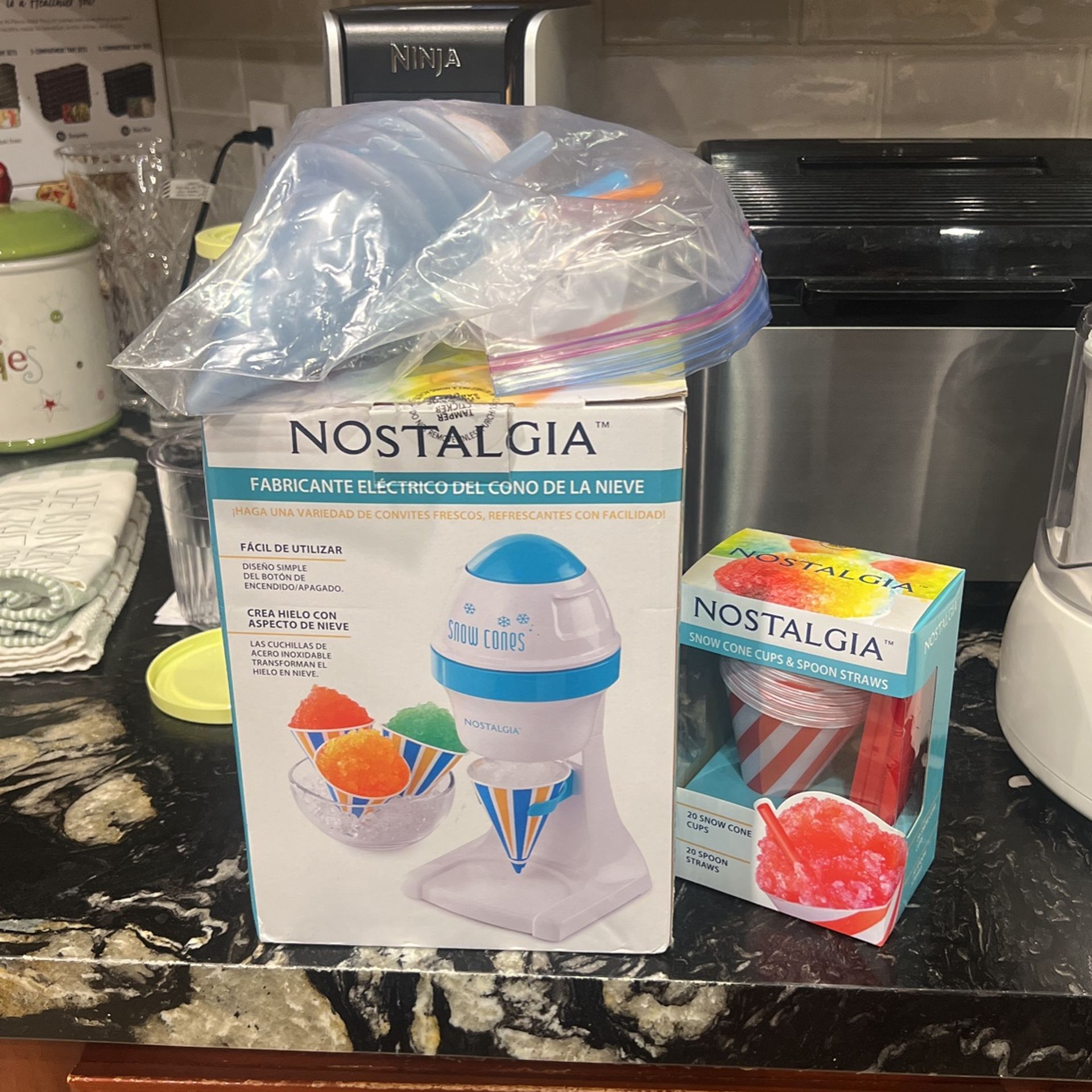 Snowcone Maker And Cons Sleeves 