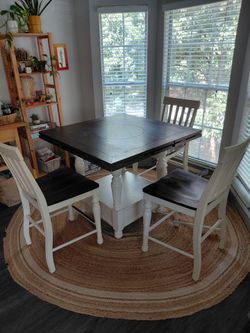 Dining room table