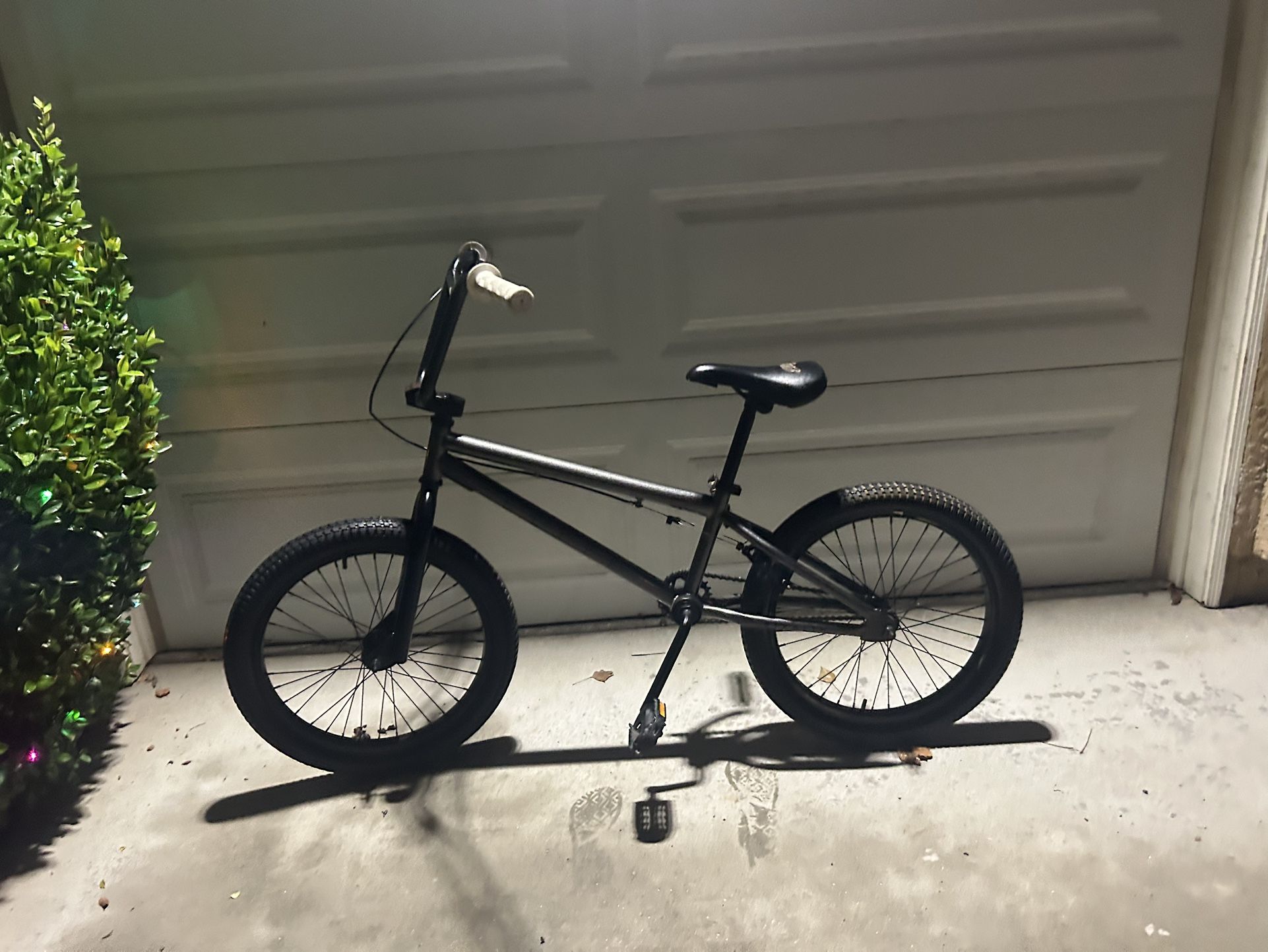 Elite Stealth Bmx Bike