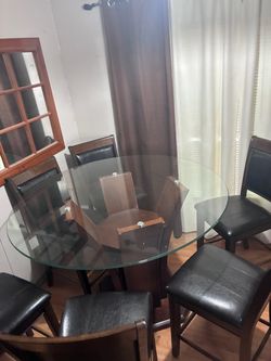 Table n chairs