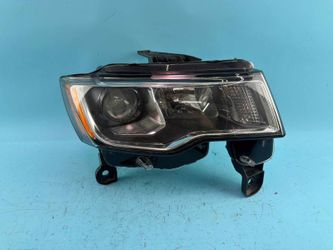 CLEAN! OEM 2017-2022 Jeep Grand Cherokee Halo Chrome Right Headlight 68289234AD