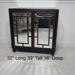 Mirrored Cabinet 