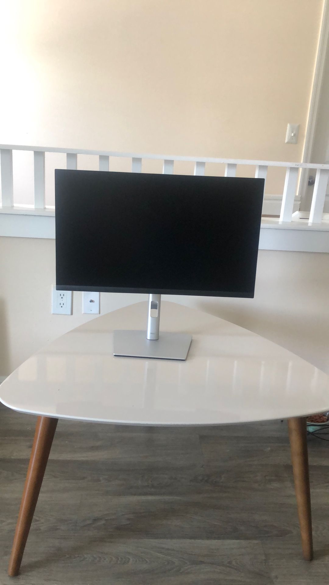 Dell monitor/ Monitor 24”