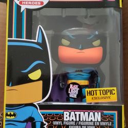 BATMAN BLACK LIGHT GLOW FUNKO POP HOT TOPIC EXCLUSIVE