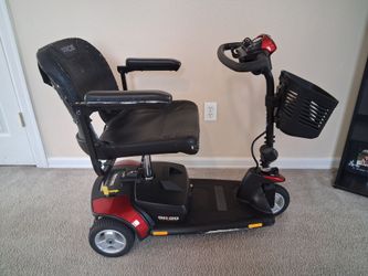 Pride Go Go Elite Travler mobility scooter