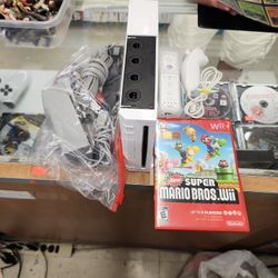 Wii Sistem One Controller Cables And Mario Bros 