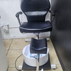 Pedicure chair (Bowl Included) Adjustable.