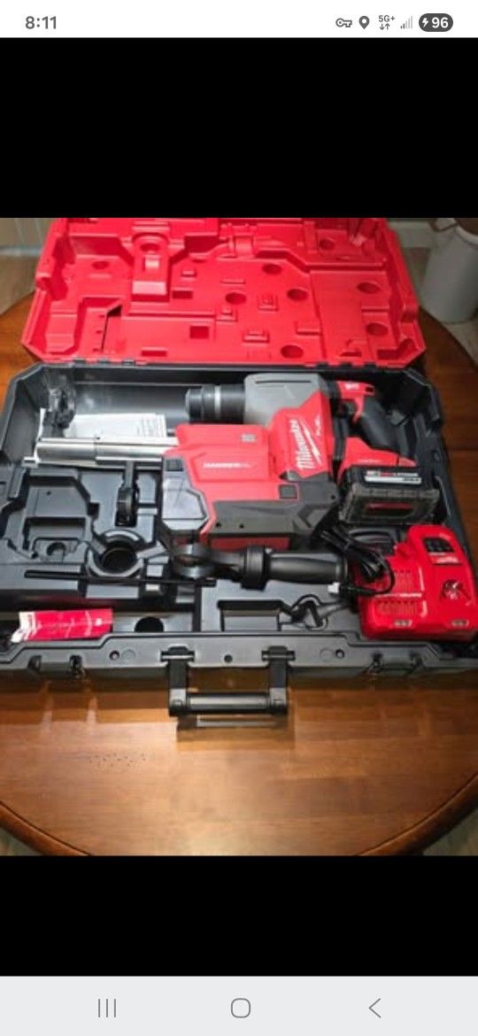 Milwaukee Hammer Drill SDS