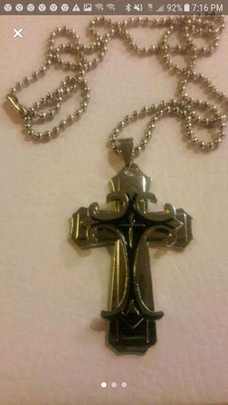 SILVER AND BLUE CHAIN CROSS NECKLACE