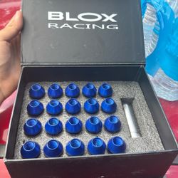 Blox Racing Lug Nuts 