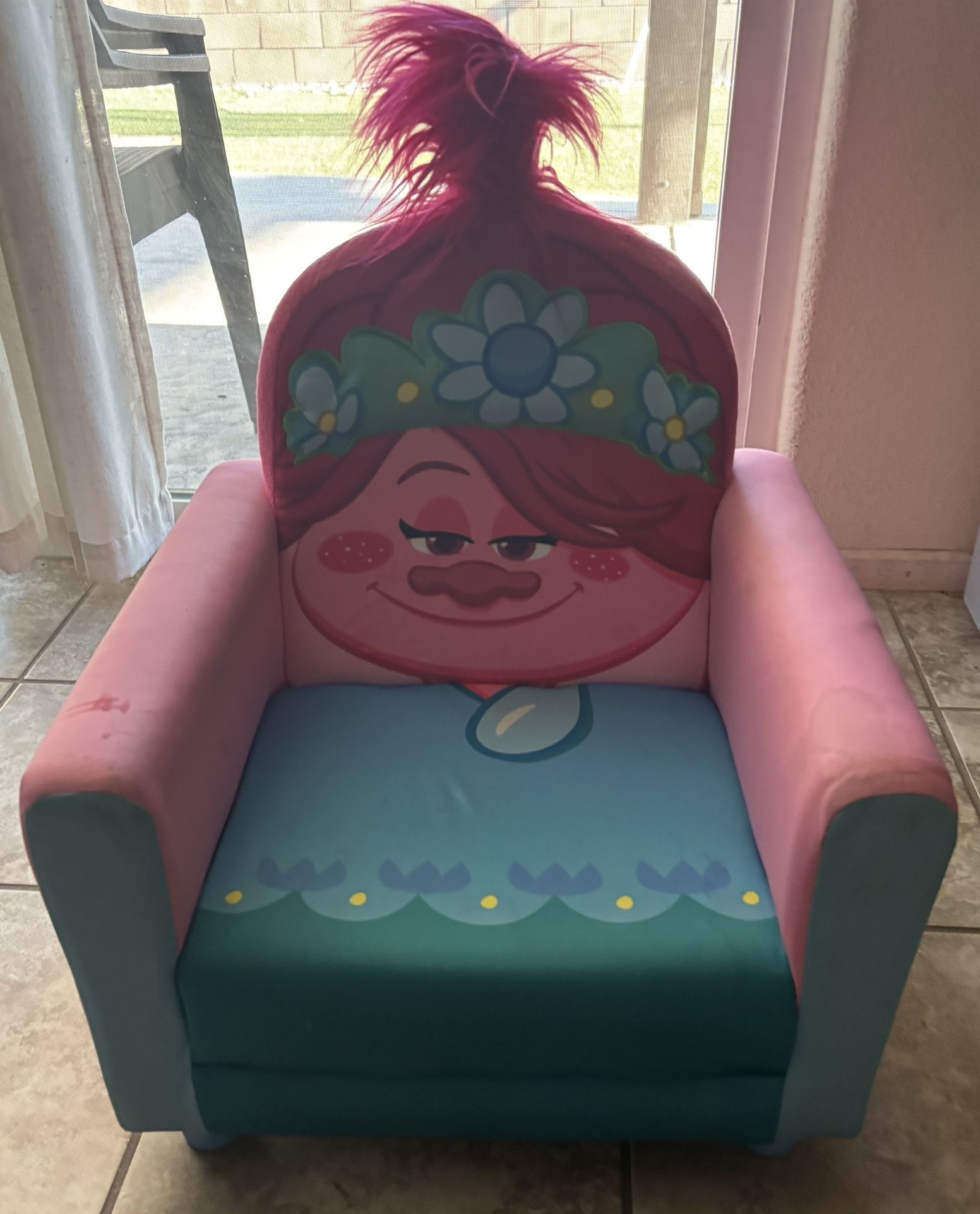 Toddle Girls Chair - Trolls Poppy