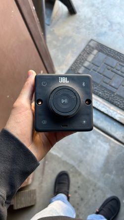 JBL Aura BT