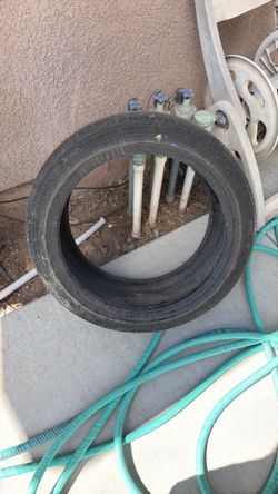Used tire 🛞 P225/45R18 only $5