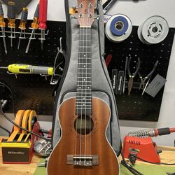 Left handed Ukulele
