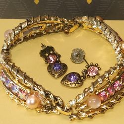 #1803, VINTAGE SET CRYSTAL, EARRINGS SIGNED AVON, AND BRACELET 7.5"
