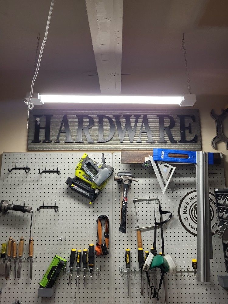 Hardware SIGN