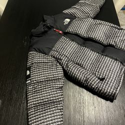Supreme The North Face Puffer Jacket 