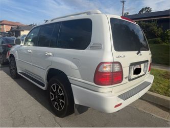 2004 Lexus LX470