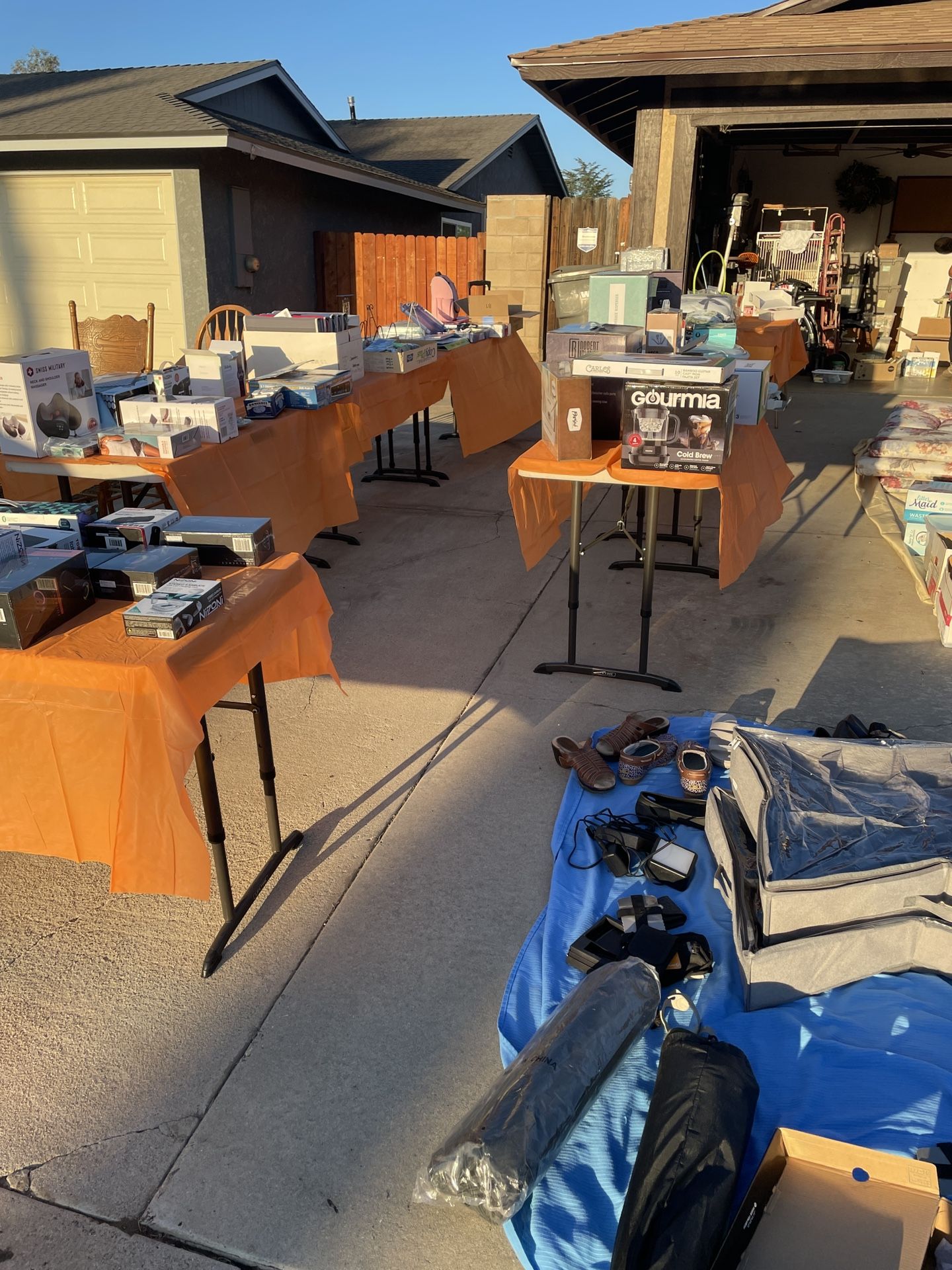 Multi-family Yard Sale Items- Today Until Noon