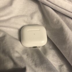 AirPods 3(not Sure Which Gen They Are)