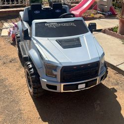 Ford F-150 Raptor Power Wheels