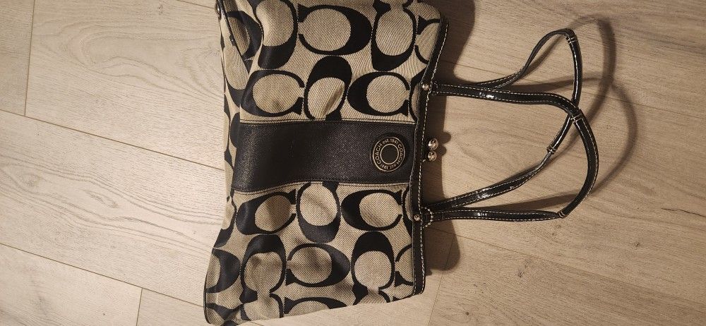 Coach Purse Authentic
