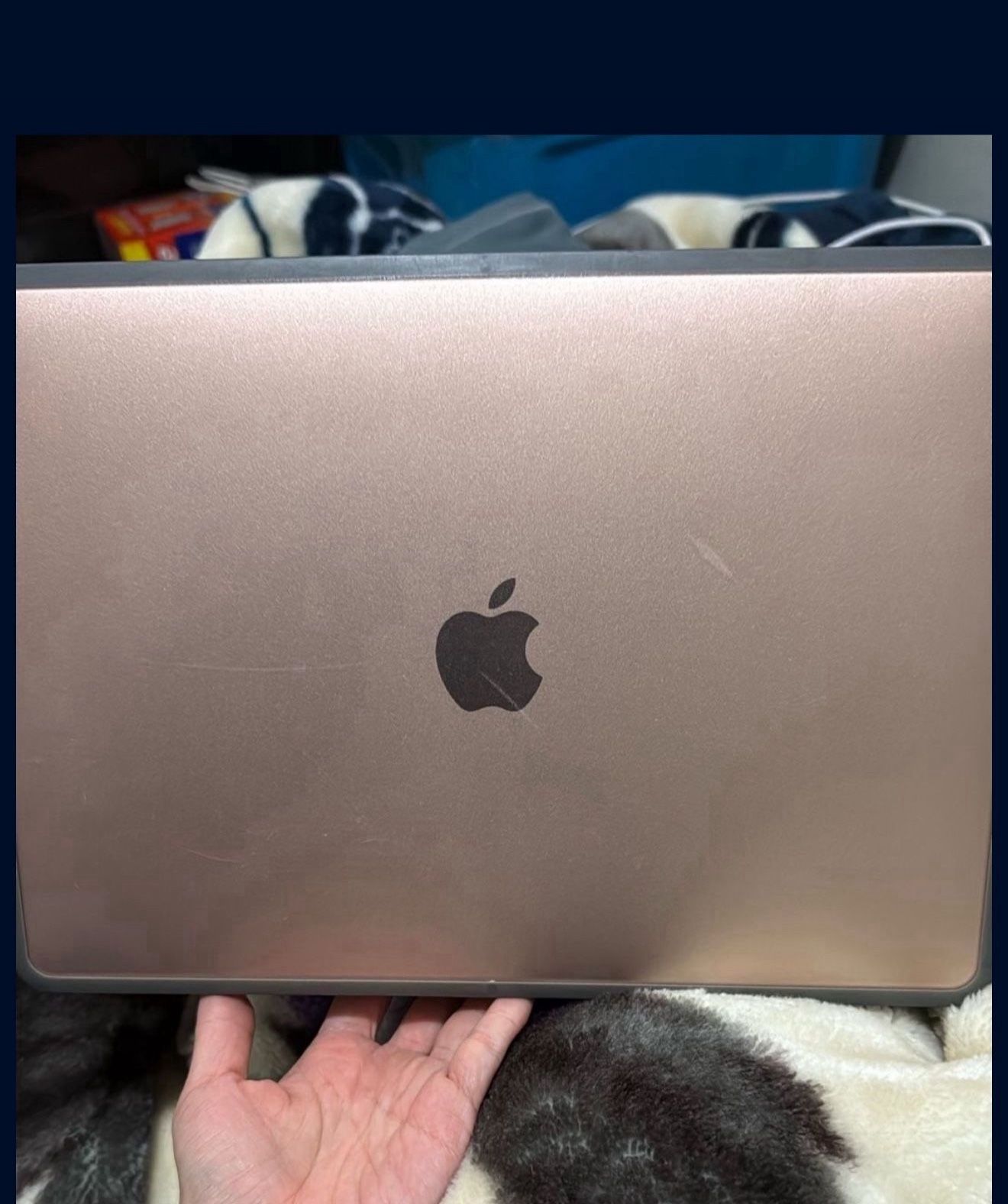 MacBook